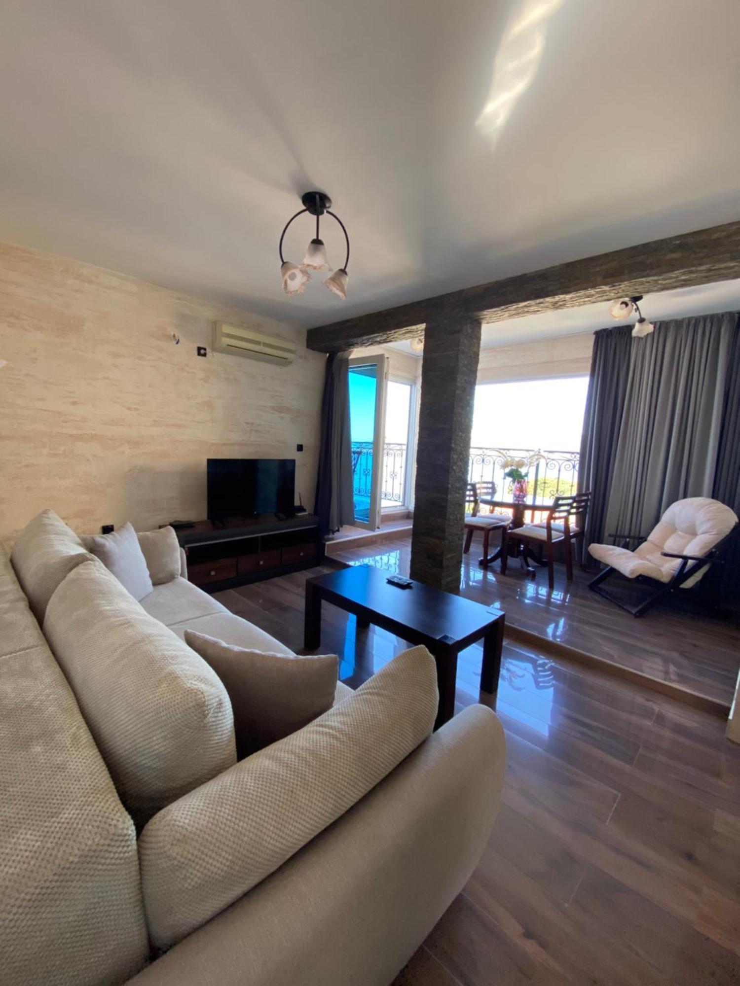 Apartment Dzaleta Sveti Stefan Eksteriør billede